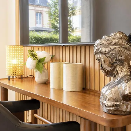 דירה Castel Guermante-2 By Interhome